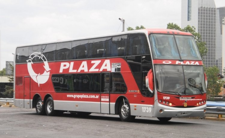 Volvo B12R - Busscar PanorâmiccoDD (en Argentina) - Plaza 1739
FHE-156
Una de muchas imágenes que se ven en las unidades del Grupo Plaza
Palabras clave: Volvo Busscar