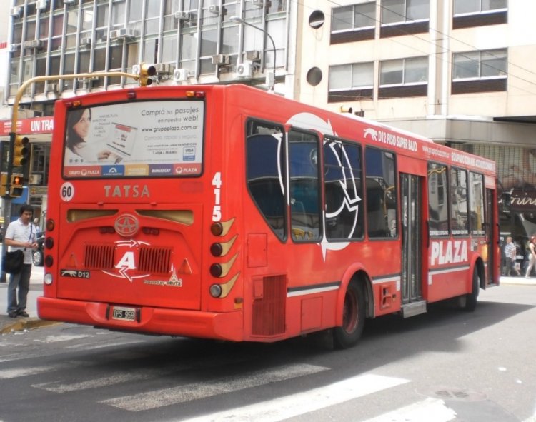 Tatsa Puma D12 - Plaza 0415
IPS-958
Primer Tatsa que veo en años, luego del GNC 10.5 que estuvo en Venezuela (Argentina).
Palabras clave: Tatsa Deutz Plaza