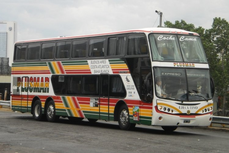 Mercedes-Benz O-400RSD - Busscar PanorâmicoDD (En Argentina) - Plusmar 2014
EVK-954
Posiblemente ya fuera de la flota, reemplazado por los Comil
Palabras clave: Busscar Mercedes-Benz