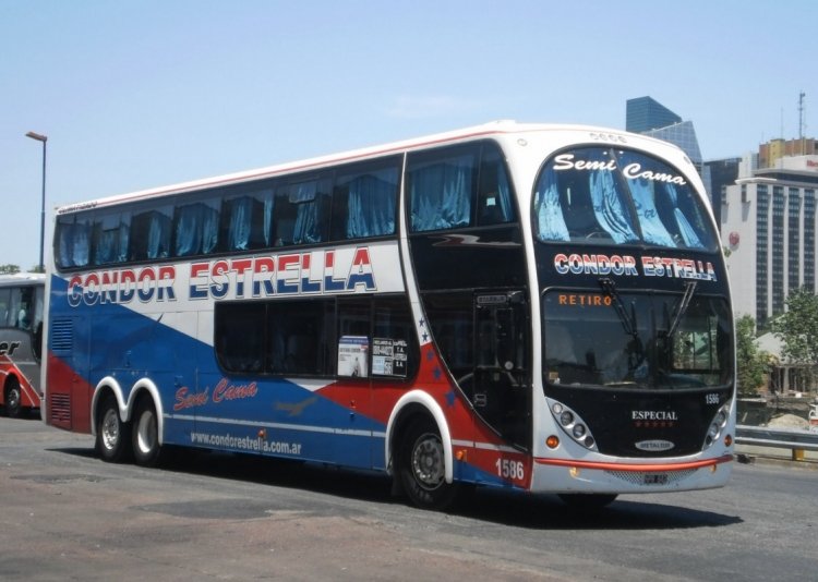 Mercedes-Benz O-500RSD - Metalsur Starbus 405DP - Condor Estrella (T.A. La Estrella S.A.) 1586
HPR642
[url=http://galeria.bus-america.com/displayimage.php?pid=39394]http://galeria.bus-america.com/displayimage.php?pid=39394[/url]
[url=http://galeria.bus-america.com/displayimage.php?pid=43280]http://galeria.bus-america.com/displayimage.php?pid=43280[/url]

Condor Estrella, interno 1586

Ésta pintura a los Comil nuevos le hubiera quedado magnifica, aunque de blanco completo con sus detalles lucen elegantes. En camino al garaje (Argentina)
Palabras clave: Metalsur Mercedes-Benz O-500RSD