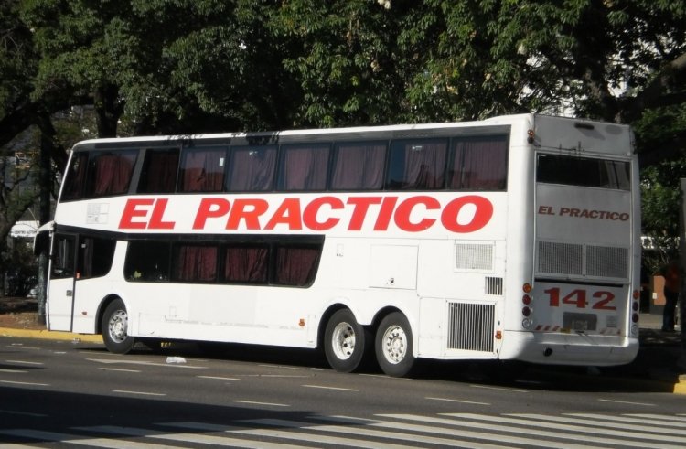Scania K124IB - Troyano Elegance DP - El Práctico S.A. 142
El único que vi ese día en la 9 de Julio, ya que más tarde vi otros cerca de la Plaza Del Congreso, ya regresando a Córdoba. Actualmente ya debe estar fuera de la empresa (Argentina)
Palabras clave: Troyano Scania