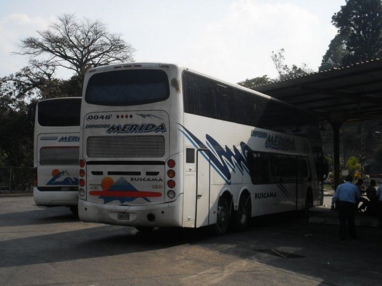 Volvo B12R I-Shift - Busscar PanorâmicoDD (En Venezuela) - Expresos Mérida 048
6000A9S
Recién llegado al Terminal de Los Lagos, a la espera de su hora de salida hacia la tierra del sol amado
Palabras clave: Volvo Busscar