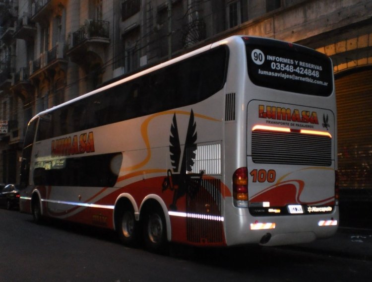 Scania K380 - Marcopolo Paradiso G6 1800DD (en Argentina) - Lumasa Viajes y Turismo 100
KGJ-293
Al momento de la foto aun olía a nuevo, creo que lo habían entregado solo 2 meses atrás
Palabras clave: Marcopolo Paradiso G6 1800DD Scania