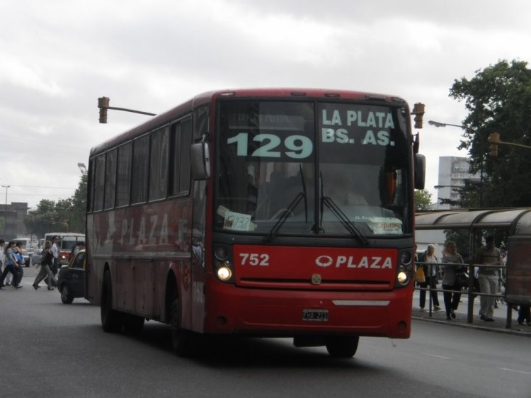 Volvo B7R - Busscar Interbuss (En Argentina) - Plaza 0752
FHA-211
Palabras clave: Busscar Volvo Plaza 129
