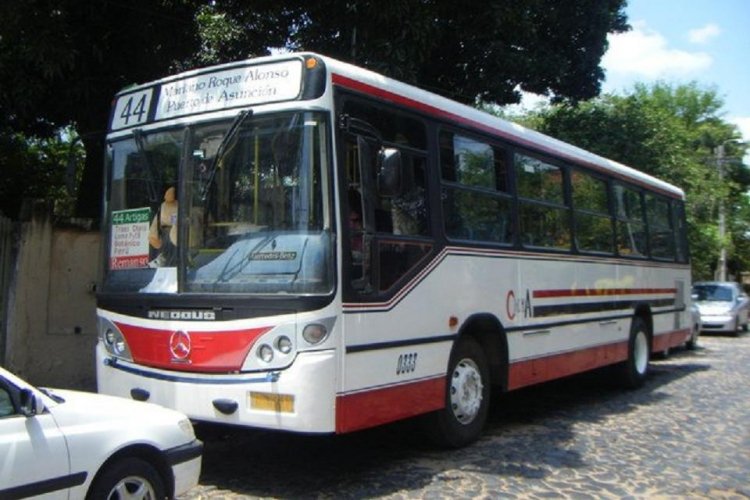 Mercedes Benz OH 1517 - Neobus Mega 2000 (en Paraguay) - Linea 44
Palabras clave: MB