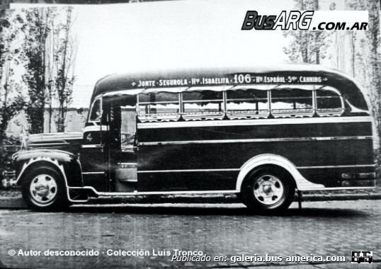 Linea 106 C.U.S.A Ford 1946 Carrocería La Unión  Interno 4 Foto de Busarg
