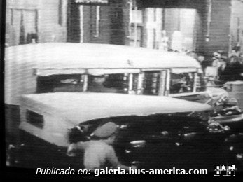 Linea 41 Chevrolet 1937 Carrocería Gnecco Interno 48 Foto de la TV
