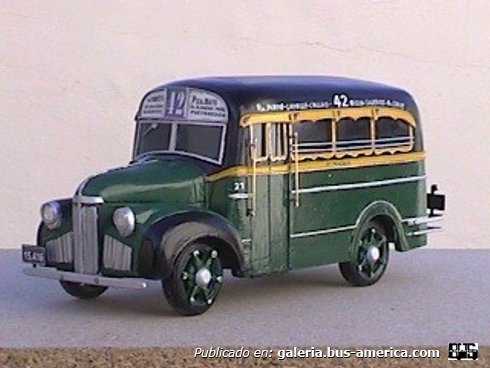 Lin.42.Studebaker.1941.Carroceria.El.Trebol Maqueta de mi autoría
