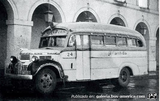 Fargo 1944-1946 - Fortunato Francone - Atlántida
[url=https://bus-america.com/galeria/displayimage.php?pid=60429]https://bus-america.com/galeria/displayimage.php?pid=60429[/url]

Línea 57 (Buenos Aires), interno 24

Foto de Sergio Ruiz Diaz
