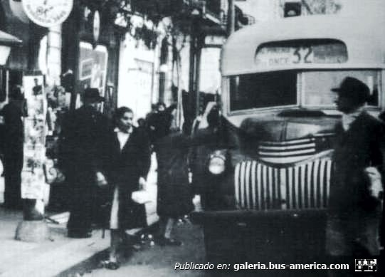 24  Linea 32 Chevrolet 1946 Carrocería Costa Rica cuando la incauto la CTCBA

