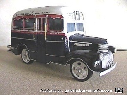 Chevrolet 1942 - El Trébol - Línea 36
[url=https://bus-america.com/galeria/displayimage.php?pid=57297]https://bus-america.com/galeria/displayimage.php?pid=57297[/url]

Línea 36 (Buenos Aires), interno 4 [reproducción en miniatura]

Maqueta de mi autoria
