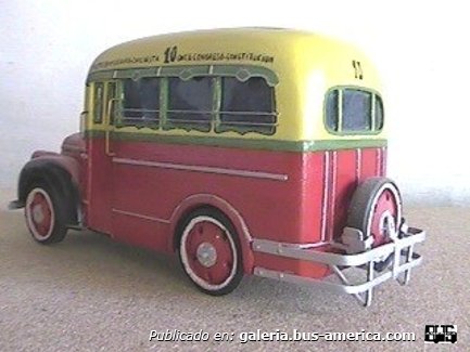  Lin. 10 Studebaker 1941 Carrocería El Trébol Maqueta de mi autoría
