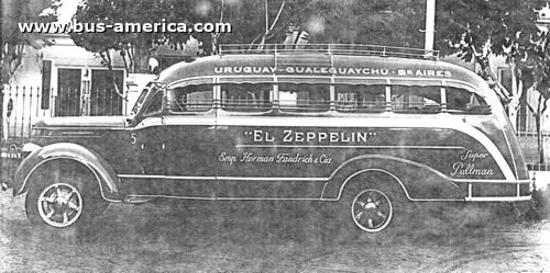 International 1939 - Decaroli - El Zeppelin
[url=https://bus-america.com/galeria/displayimage.php?pid=63555]https://bus-america.com/galeria/displayimage.php?pid=63555[/url]

El Zeppelin (Prov.Entre Ríos), Interno 5

Fotógrafo: desconocido
Colección: Sergio Ruiz Díaz
Colección: Anibal Trasmonte
Extraído de: [url=http://www.busarg.com.ar/nombres.htm]"Los Nombres de las Empressas"[/url], en busarg.com.ar
