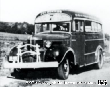 Dodoge 1939 - La Favorita - Empresa Linea 7
[url=https://bus-america.com/galeria/displayimage.php?pid=61098]https://bus-america.com/galeria/displayimage.php?pid=61098[/url]

Linea 7 (Pdo. La Plata), interno 5


Fotógrafo: desconocido
