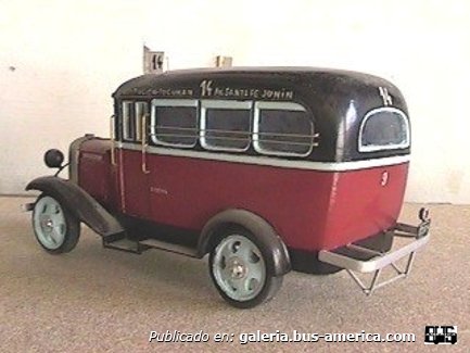 40  Lin.14 Ex Lin.15 Chevrolet 1932 Carrocería Gnecco Maqueta de mi autoria.
