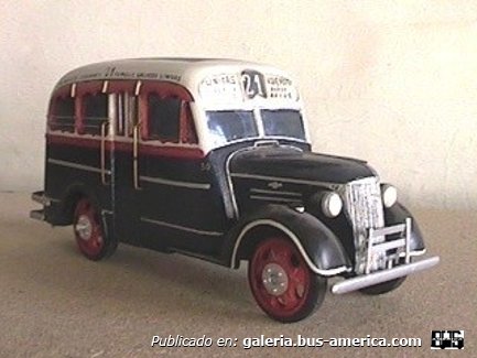 Linea 21 Ex Linea 44 Chevrolet 1937 Carrocería Puletti Interno 30 Maqueta de mi autoría
