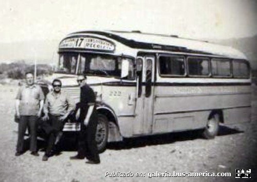 Mercedes Benz LO 911 - Luna - TTA
[url=https://bus-america.com/galeria/displayimage.php?pid=63977]https://bus-america.com/galeria/displayimage.php?pid=63977[/url]

Línea 17 (Buenos Aires), interno 222

Fotógrafo: desconocido
