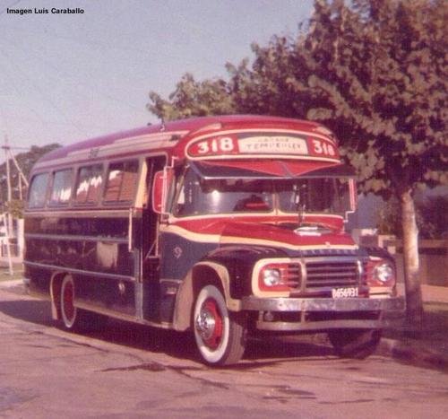 Bedford J6LZ1 - El Detalle - M.O. Mitre
el indio 70
Unas de las lineas que mas use en mi infancia

Foto: Luis Caraballo
Extraída de SoloBUS 
Palabras clave: indio 70