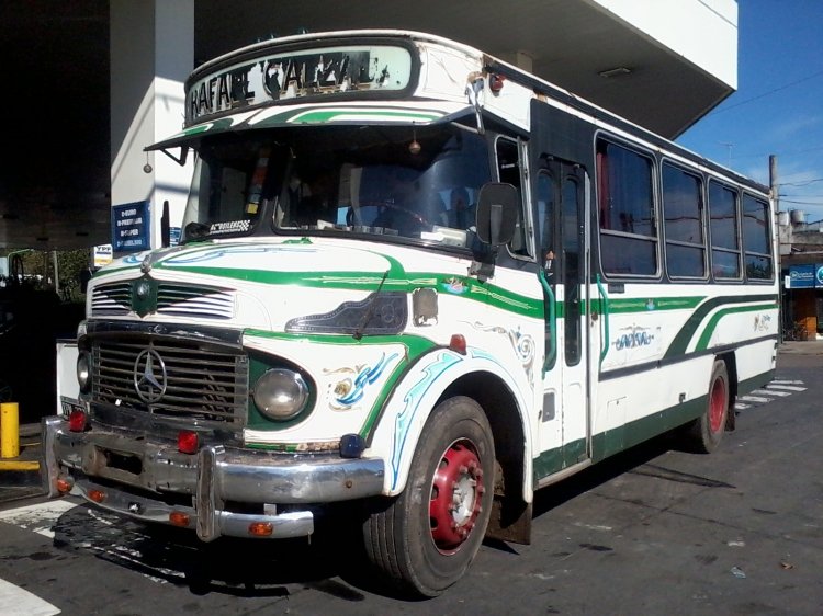 Mercedes-Benz LO 1114 - M.O.Q.S.A. - Particular
B 2141199 - TPM 323
el indio 70
MÁS DEL HERMANO QUE ENCONTRE CARGANDO GAS-OIL EN ADROGUÉ
http://galeria.bus-america.com/displayimage.php?pos=-25919
http://galeria.bus-america.com/displayimage.php?pos=-25924
Palabras clave: indio 70