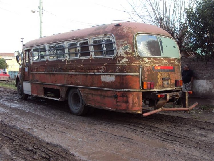 El Indio 1970
El donante de la luneta, mil gracias Carlitos y Juan Carlos, mil gracias mil
Palabras clave: indio 70