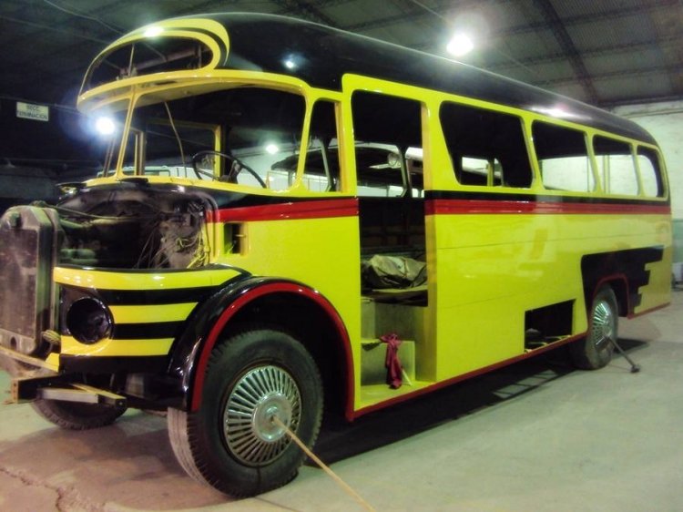 El Indio 1970
C 300335 - VQW 203

http://galeria.bus-america.com/displayimage.php?pos=-18722
http://galeria.bus-america.com/displayimage.php?pos=-18723
http://galeria.bus-america.com/displayimage.php?pos=-18878
http://galeria.bus-america.com/displayimage.php?pos=-18879
http://galeria.bus-america.com/displayimage.php?pos=-18946
http://galeria.bus-america.com/displayimage.php?pos=-18949
http://galeria.bus-america.com/displayimage.php?pos=-18950
http://galeria.bus-america.com/displayimage.php?pos=-18966
http://galeria.bus-america.com/displayimage.php?pos=-18968
http://galeria.bus-america.com/displayimage.php?pos=-18969
http://galeria.bus-america.com/displayimage.php?pos=-18970
http://galeria.bus-america.com/displayimage.php?pos=-18992
http://galeria.bus-america.com/displayimage.php?pos=-18993
http://galeria.bus-america.com/displayimage.php?pos=-18994
http://galeria.bus-america.com/displayimage.php?pos=-18995
http://galeria.bus-america.com/displayimage.php?pos=-18996
http://galeria.bus-america.com/displayimage.php?pos=-19034
http://galeria.bus-america.com/displayimage.php?pos=-19035
http://galeria.bus-america.com/displayimage.php?pos=-19036
http://galeria.bus-america.com/displayimage.php?pos=-19095
http://galeria.bus-america.com/displayimage.php?pos=-19096
http://galeria.bus-america.com/displayimage.php?pos=-19097
http://galeria.bus-america.com/displayimage.php?pos=-19099
http://galeria.bus-america.com/displayimage.php?pos=-19100
http://galeria.bus-america.com/displayimage.php?pos=-19155
http://galeria.bus-america.com/displayimage.php?pos=-19156
http://galeria.bus-america.com/displayimage.php?pos=-19157
http://galeria.bus-america.com/displayimage.php?pos=-19158
http://galeria.bus-america.com/displayimage.php?pos=-19159
http://galeria.bus-america.com/displayimage.php?pos=-19188
http://galeria.bus-america.com/displayimage.php?pos=-19189
http://galeria.bus-america.com/displayimage.php?pos=-19190
http://galeria.bus-america.com/displayimage.php?pos=-19191
http://galeria.bus-america.com/displayimage.php?pos=-19192
http://galeria.bus-america.com/displayimage.php?pos=-19201
http://galeria.bus-america.com/displayimage.php?pos=-19211
http://galeria.bus-america.com/displayimage.php?pos=-19213
http://galeria.bus-america.com/displayimage.php?pos=-19214
Palabras clave: indio 70