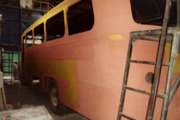 El Indio 1970
C 300335 - VQW 203
Que lateral está quedando...

http://galeria.bus-america.com/displayimage.php?pos=-18722
http://galeria.bus-america.com/displayimage.php?pos=-18723
http://galeria.bus-america.com/displayimage.php?pos=-18878
http://galeria.bus-america.com/displayimage.php?pos=-18879
http://galeria.bus-america.com/displayimage.php?pos=-18946
http://galeria.bus-america.com/displayimage.php?pos=-18949
http://galeria.bus-america.com/displayimage.php?pos=-18950
http://galeria.bus-america.com/displayimage.php?pos=-18966
http://galeria.bus-america.com/displayimage.php?pos=-18968
http://galeria.bus-america.com/displayimage.php?pos=-18969
http://galeria.bus-america.com/displayimage.php?pos=-18970
http://galeria.bus-america.com/displayimage.php?pos=-18992
http://galeria.bus-america.com/displayimage.php?pos=-18993
http://galeria.bus-america.com/displayimage.php?pos=-18994
http://galeria.bus-america.com/displayimage.php?pos=-18995
http://galeria.bus-america.com/displayimage.php?pos=-18996
http://galeria.bus-america.com/displayimage.php?pos=-19034
http://galeria.bus-america.com/displayimage.php?pos=-19036
http://galeria.bus-america.com/displayimage.php?pos=-19095
http://galeria.bus-america.com/displayimage.php?pos=-19096
http://galeria.bus-america.com/displayimage.php?pos=-19097
http://galeria.bus-america.com/displayimage.php?pos=-19099
http://galeria.bus-america.com/displayimage.php?pos=-19100
http://galeria.bus-america.com/displayimage.php?pos=-19155
http://galeria.bus-america.com/displayimage.php?pos=-19156
http://galeria.bus-america.com/displayimage.php?pos=-19157
http://galeria.bus-america.com/displayimage.php?pos=-19158
http://galeria.bus-america.com/displayimage.php?pos=-19159
http://galeria.bus-america.com/displayimage.php?pos=-19188
http://galeria.bus-america.com/displayimage.php?pos=-19189
http://galeria.bus-america.com/displayimage.php?pos=-19190
http://galeria.bus-america.com/displayimage.php?pos=-19191
http://galeria.bus-america.com/displayimage.php?pos=-19192
http://galeria.bus-america.com/displayimage.php?pos=-19201
http://galeria.bus-america.com/displayimage.php?pos=-19211
http://galeria.bus-america.com/displayimage.php?pos=-19213
http://galeria.bus-america.com/displayimage.php?pos=-19214
http://galeria.bus-america.com/displayimage.php?pos=-19215
Palabras clave: indio 70