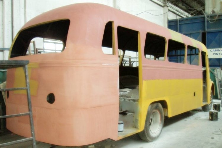 El Indio 1970
C 300335 - VQW 203
Está sin una marca

http://galeria.bus-america.com/displayimage.php?pos=-18722
http://galeria.bus-america.com/displayimage.php?pos=-18723
http://galeria.bus-america.com/displayimage.php?pos=-18878
http://galeria.bus-america.com/displayimage.php?pos=-18879
http://galeria.bus-america.com/displayimage.php?pos=-18946
http://galeria.bus-america.com/displayimage.php?pos=-18949
http://galeria.bus-america.com/displayimage.php?pos=-18950
http://galeria.bus-america.com/displayimage.php?pos=-18966
http://galeria.bus-america.com/displayimage.php?pos=-18968
http://galeria.bus-america.com/displayimage.php?pos=-18969
http://galeria.bus-america.com/displayimage.php?pos=-18970
http://galeria.bus-america.com/displayimage.php?pos=-18992
http://galeria.bus-america.com/displayimage.php?pos=-18993
http://galeria.bus-america.com/displayimage.php?pos=-18994
http://galeria.bus-america.com/displayimage.php?pos=-18995
http://galeria.bus-america.com/displayimage.php?pos=-18996
http://galeria.bus-america.com/displayimage.php?pos=-19035
http://galeria.bus-america.com/displayimage.php?pos=-19036
http://galeria.bus-america.com/displayimage.php?pos=-19095
http://galeria.bus-america.com/displayimage.php?pos=-19096
http://galeria.bus-america.com/displayimage.php?pos=-19097
http://galeria.bus-america.com/displayimage.php?pos=-19099
http://galeria.bus-america.com/displayimage.php?pos=-19100
http://galeria.bus-america.com/displayimage.php?pos=-19155
http://galeria.bus-america.com/displayimage.php?pos=-19156
http://galeria.bus-america.com/displayimage.php?pos=-19157
http://galeria.bus-america.com/displayimage.php?pos=-19158
http://galeria.bus-america.com/displayimage.php?pos=-19159
http://galeria.bus-america.com/displayimage.php?pos=-19188
http://galeria.bus-america.com/displayimage.php?pos=-19189
http://galeria.bus-america.com/displayimage.php?pos=-19190
http://galeria.bus-america.com/displayimage.php?pos=-19191
http://galeria.bus-america.com/displayimage.php?pos=-19192
http://galeria.bus-america.com/displayimage.php?pos=-19201
http://galeria.bus-america.com/displayimage.php?pos=-19211
http://galeria.bus-america.com/displayimage.php?pos=-19213
http://galeria.bus-america.com/displayimage.php?pos=-19214
http://galeria.bus-america.com/displayimage.php?pos=-19215
Palabras clave: el indio 70