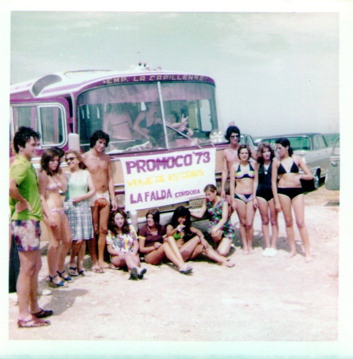 Empresa La Capillense
X 00880?
Foto: Adriana Casal
Palabras clave: Excursion Egresados Turismo