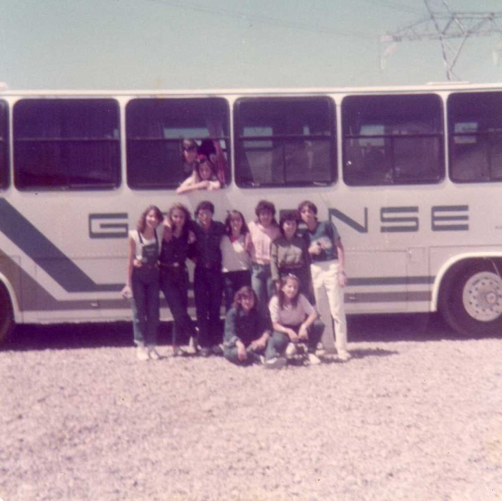 Mercedes-Benz - Troyano - Galvense 
Foto: Sra. M. Gambarte
Palabras clave: Egresados / Excursion / Turismo