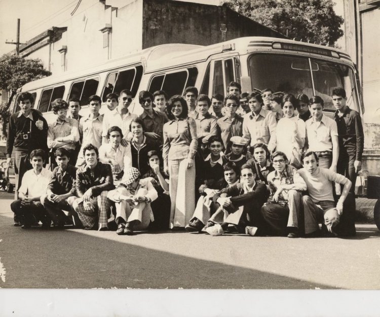 La Torre - ¿Costera Criolla? 
Buscando encontré esta foto de un  viaje de turismo del colegio Nacional República Argentina, en Paraguay

Foto: Sra. Susy Leal.
Palabras clave: Paraguay