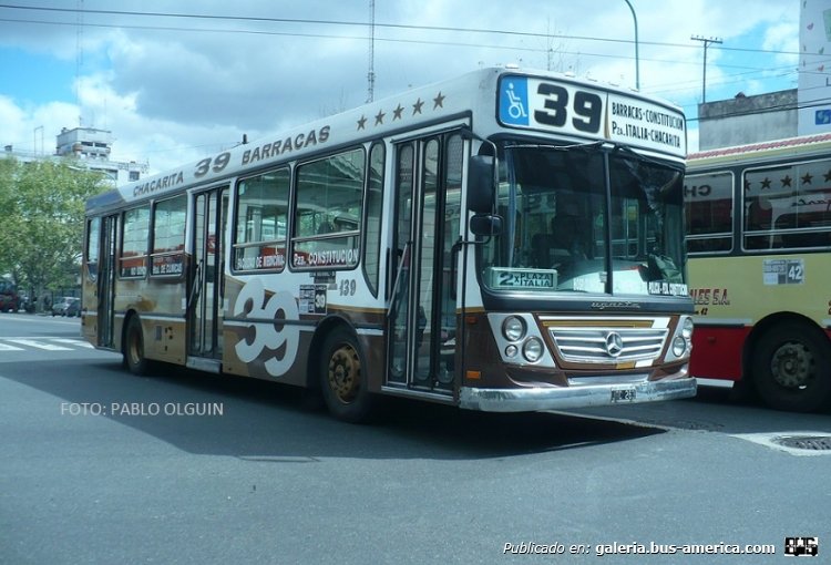 Mercedes-Benz OH 1718 L - Ugarte - Santa Fé
Línea 39 - Interno 139

Fotografía: Pablo Olguín
