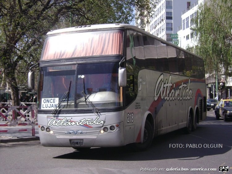 Mercedes-Benz O-400 RSD - Saldivia - Atlántida
Línea 57 - Interno 218

Fotografía: Pablo Olguín
