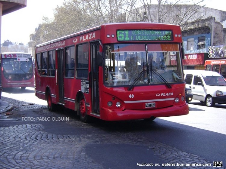 T.A.T.S.A. - Puma D 9.4 - Plaza 
FHE 060
Línea 61 - Interno 40

Fotografía: Pablo Olguín
