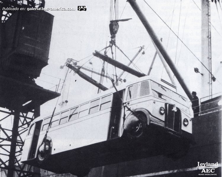 ACLO Regal Mk III - Saunders Roe (en Argentina) - CTCBA
CTCBA (Buenos Aires)

Fotógrafo: indeterminado de momento
Colección y gentileza: Pablo Martínez Marcote
Extraído de: [url=https://www.facebook.com/photo/?fbid=10237432219928665&set=gm.2164067670699920&idorvanity=1059093234530708]Leyland & AEC buses Worldwide[/url]
