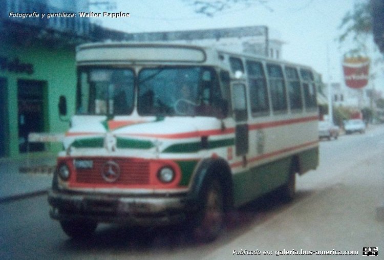 Mercedes-Benz LO 1114 - Suyai 7-84 - Cdad.de Formosa
Línea 10 (Formosa), interno ¿22?

Fotografía y gentileza: Walter Papplos
