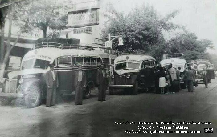 Ford V8 - SICA - COTIL / CATI
Fotógrafo: desconocido
Colección y gentileza: Myriam Mathieu
