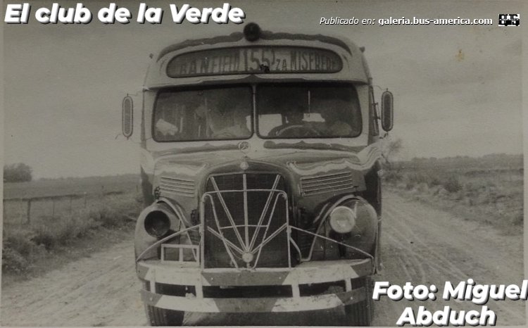 Mercedes-Benz L 312 - Agosti - Cía.O.Lomas
[url=https://bus-america.com/galeria/displayimage.php?pid=63735]https://bus-america.com/galeria/displayimage.php?pid=63735[/url]
[url=https://bus-america.com/galeria/displayimage.php?pid=63736]https://bus-america.com/galeria/displayimage.php?pid=63736[/url]

Línea 155 (Buenos Aires), interno 40

Fotografía: Miguel Abduch
Gentileza: El Club de la Verde, en facebook


Se puede conocer la historia de esta carrocería en nuesra sección [url=https://www.bus-america.com/ARcarrocerias/Agosti/Agosti-histo.php]Revista Bus América[/url]
