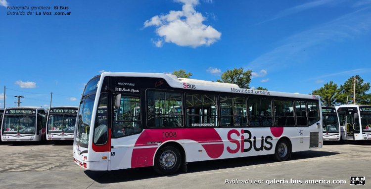 Mercedes-Benz OH 1621 L SB - Nuovobus Cittá PH 0068 - SiBus
AE 616 HX
[url=https://bus-america.com/galeria/displayimage.php?pid=68610]https://bus-america.com/galeria/displayimage.php?pid=68610[/url]
[url=https://bus-america.com/galeria/displayimage.php?pid=68611]https://bus-america.com/galeria/displayimage.php?pid=68611[/url]

SiBus (Córdoba), interno 1008
Ex línea 630 (Buenos Aires)

Fotografía: SiBus
Extraído de: [url=https://www.lavoz.com.ar/ciudadanos/este-lunes-arranca-sibus-como-se-reconfigura-el-transporte-urbano-en-cordoba/]La Voz .com.ar[/url]

