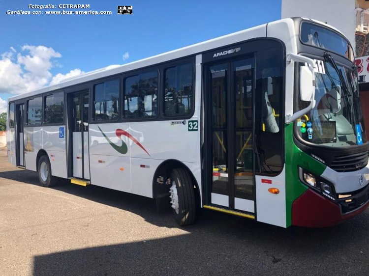 Mercedes-Benz OF 1721 - CAIO Apache Vip (en Paraguay) - Grupo Bene
Línea 11 (Asunción), interno 32

Fotografía y gentileza: CETRAPAN


Archivo originalmente posteado en junio/julio 2018 
