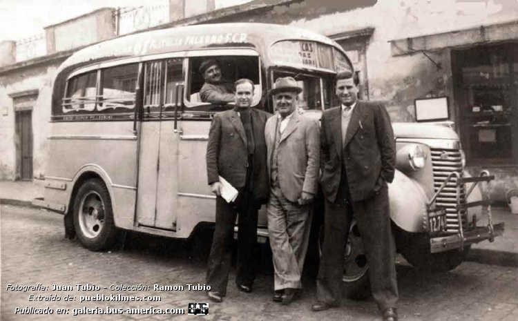Chevrolet Master - La Maravilla - Línea 61
CIUDAD BUENOS AIRES
12-741

Línea 61 (Buenos Aires)

En la fotografía: Juan Tubio [derecha]
Colección: Ramón Tubio
Artículo: pueblokilmes.com
