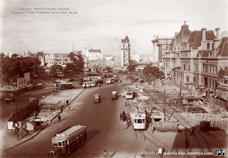Línea 7
Línea 7 (Buenos Aires)

Fotografo: desconocido
Colección: Ricardo Nestor Canosa
Facebook: Fotos Antiguas de la Ciudad de Buenos Aires
