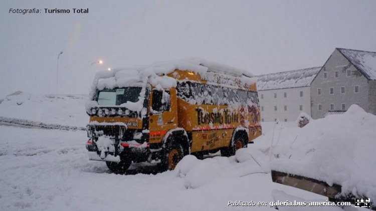 Mercedes-Benz Atego 1725 - Colcar Merbus TMI 03-13 - Turismo Total
NNU 462
[url=https://bus-america.com/galeria/displayimage.php?pid=67251]https://bus-america.com/galeria/displayimage.php?pid=67251[/url]
[url=https://bus-america.com/galeria/displayimage.php?pid=67252]https://bus-america.com/galeria/displayimage.php?pid=67252[/url]

Turismo Total (Prov.Mendoza), interno 02

Fotógrafo: indeterminado de momento
Fotografía: [url=https://www.ttservicios.com.ar/]Turimo Total[/url]
