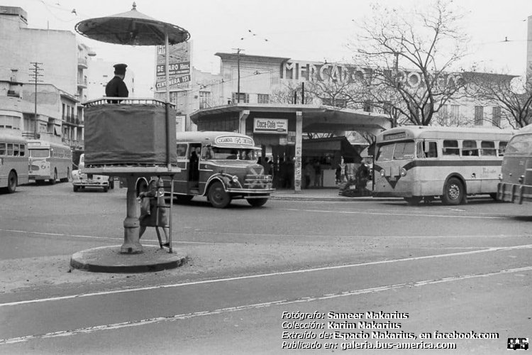 Mercedes-Benz L 312 - Braje - Transp. Ideal San Justo
Línea 196 (Buenos Aires) [centro]

Línea 132 (Buenos Aires) [derecha]

Fotografía: Sameer Makarius
Colección: Espacio Makarius, en facebook
Gentileza: Karim Makarius
