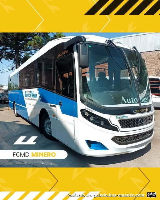 Mercedes-Benz OF 1724 - Ugarte F6 MD - Santos Vega
[url=https://bus-america.com/galeria/displayimage.php?pid=68512]https://bus-america.com/galeria/displayimage.php?pid=68512[/url]
[url=https://bus-america.com/galeria/displayimage.php?pid=68513]https://bus-america.com/galeria/displayimage.php?pid=68513[/url]

Fotografía extraída de: [url=https://www.facebook.com/ugarteautobus/posts/pfbid0TYQroJSWa5H8K8VUTkiPaEggJXU2nUVB8Mc4PdBbXf254jEYdzyRxPKb6p6mFeuWl]Ugarte Autobus, en facebook[/url]

"Señoras y señores, le damos la bienvenida al nuevo Minero F6MD, diseñado para desafiar las condiciones más exigentes.💪😎
✅Puerta pantográfica del lado derecho para ascenso y descenso con accionamiento por pistón neumático.
✅Capacidad de 35 asientos reclinables con cinturón de seguridad inercial.
✅Respuesta de freno optimizada en terrenos difíciles
✅Mayor estabilidad y confort en zonas mineras
✅Diseño ergonómico para conductor y pasajeros
✅Bajo consumo de combustible
✅Costos reducidos de mantenimiento"
