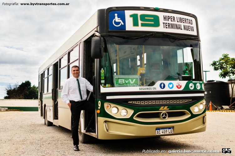 Mercedes-Benz OH 1721 L SB - Ugarte Europeo 102 - ByV
AC 409 LU
[url=https://bus-america.com/galeria/displayimage.php?pid=64104]https://bus-america.com/galeria/displayimage.php?pid=64104[/url]

Línea 19 (S.M.Tucumán), interno 9


Fotografía: [url=https://byvtransportes.com.ar]B y V Transportes .com.ar[/url]
