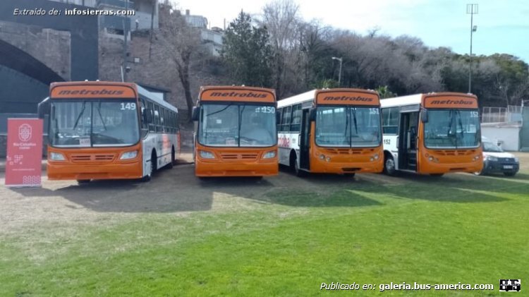 Mercedes-Benz OF 1418 - Italbus Bello - Metrobus , Intercórdoba
[url=https://bus-america.com/galeria/displayimage.php?pid=66911]https://bus-america.com/galeria/displayimage.php?pid=66911[/url]

Metrobus (Rio Ceballos), internos 149, 150, 151 & 152

Fotografía extraída de: Info Sierras .com

[Datos de izquierda a derecha]
