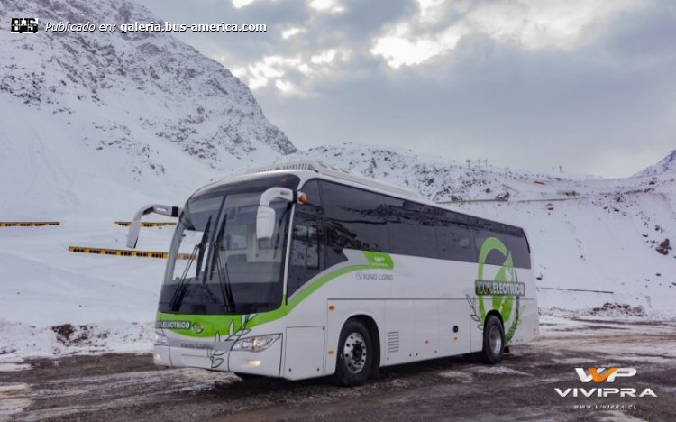 King Long XMQ 6117 eTech (en Chile)
[url=https://bus-america.com/galeria/displayimage.php?pid=57945]https://bus-america.com/galeria/displayimage.php?pid=57945[/url]

Fotógrafo: desconocido
Fotografía de concesionaria: Vivipra, en facebook.com
