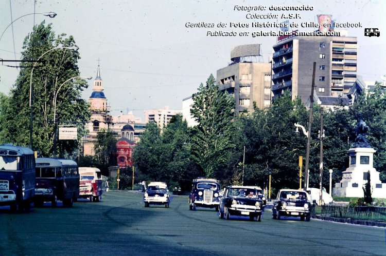 Ford - Coop. de Autobuses
Fotografo: ¿?
Gentileza: ASF de Fotos Históricas de Chile
Extraído de: Fotos Históricas de Chile, en facebook.com
