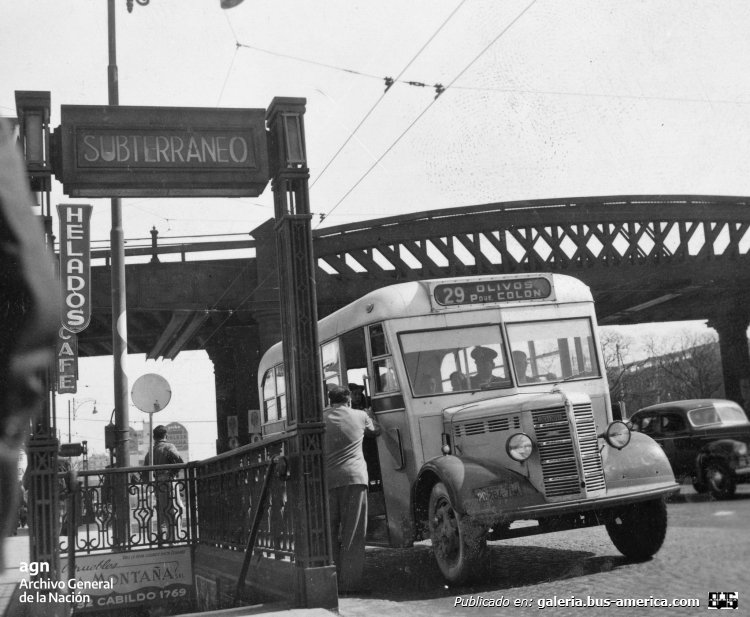 Bedford OB - GM (ensamblado en Argentina) - MTN
BUENOS AIRES
¿2C284-7OM?
[url=https://bus-america.com/galeria/displayimage.php?pid=14747]https://bus-america.com/galeria/displayimage.php?pid=14747[/url]
[url=https://bus-america.com/galeria/displayimage.php?pid=31199]https://bus-america.com/galeria/displayimage.php?pid=31199[/url]
[url=https://bus-america.com/galeria/displayimage.php?pid=62919]https://bus-america.com/galeria/displayimage.php?pid=62919[/url]

Línea 29 (Buenos Aires)

Autor desconocido.
Fotografía del [url=https://www.facebook.com/profile/100064729354572/search/?q=bedford%20colectivo%2029]Archivo General de la Nación[/url]: AR-AGN-SIP01-rfyct-246576
