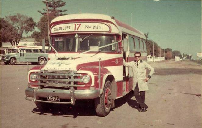 Bedford J6LZ1 - Caseros - Costanera
LAB 8421

Colección y gentileza: Marcelo Prigioni
Extraída de: https://www.facebook.com/photo.php?fbid=10201200854569162&set=pb.1404675293.
-2207520000.1389387308.&type=3&src=https%
3A%2F%2Ffbcdn-sphotos-h-a.akamaihd.net%
2Fhphotos-ak-prn1%2F59209_10201200854569162_
931387719
_n.jpg&size=960%2C852
